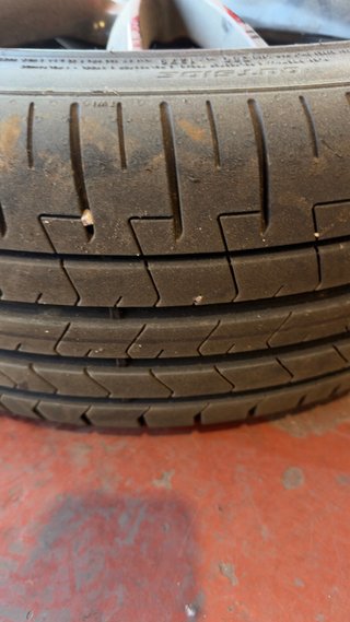 Llantas Mini 18 con neumáticos 215
