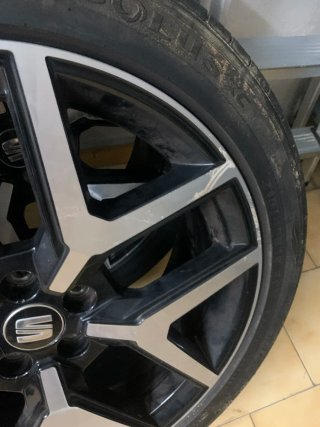Llanta Seat con neumático Solus