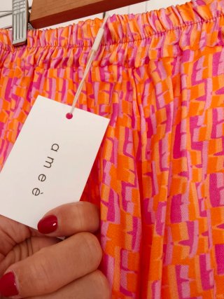 Conjunto americana y pantalón Estampado con etique