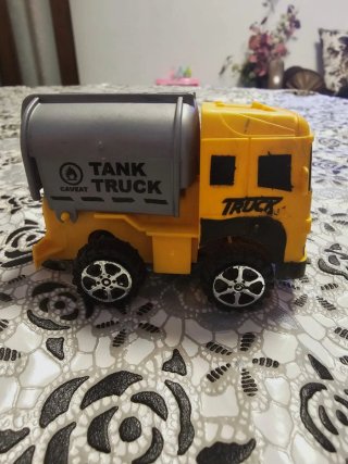 Camión Cisterna Juguete Infantil Amarillo
