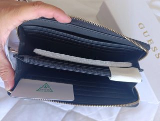 Cartera Guess Monograma Extra Grande Negra Nueva