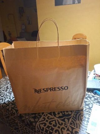 Cafetera Nespresso Roja Nueva