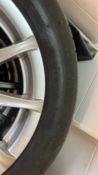 Llantas Audi Originales con Neumáticos de Invierno