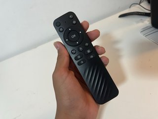 Proyector Portátil con +10.000 juegos