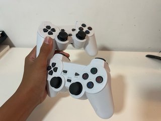 Proyector Portátil con +10.000 juegos