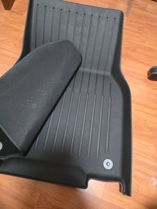 Urge vender Alfombrillas Tesla Model Y Nuevas