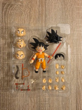Son Goku & Dragon Sh Figuarts 40th Anniversary