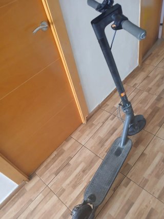 Patineta Eléctrica Negra