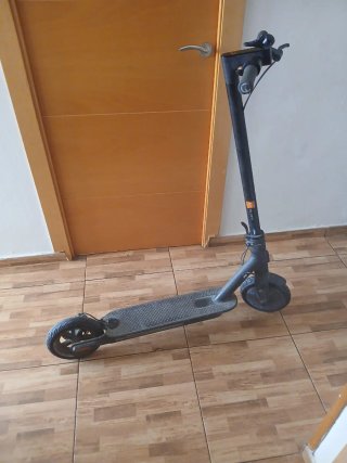 Patineta Eléctrica Negra