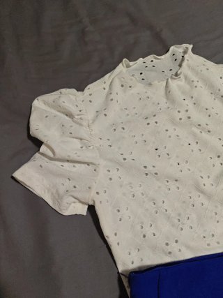 Conjunto falda pantalón y top blanco