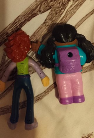 Muñecas 2000s Liza y Crk