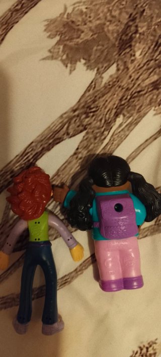 Muñecas 2000s Liza y Crk