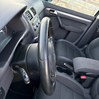 VOLKSWAGEN TOURAN 2013 ! UNICO PROPIETARIO !