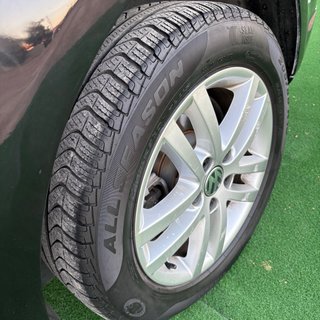 VOLKSWAGEN TOURAN 2013 ! UNICO PROPIETARIO !