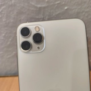 iPhone 11 Pro Max 256GB Bianco + Custodia + Cavo