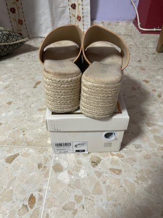 Sandalias cuña BELLES verano beige