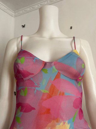 Vestido floral Y2K tirantes fruncido