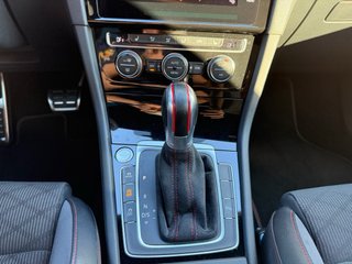 Volkswagen Golf GTI TCR 2.0TSI DSG7 - 2019