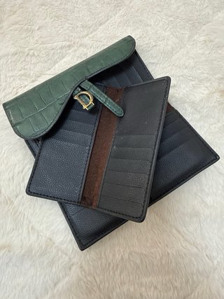 Cartera verde efecto piel cocodrilo