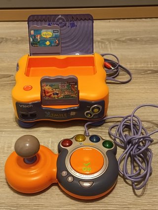 Consola VTech V.Smile + Mando + 2 Juegos