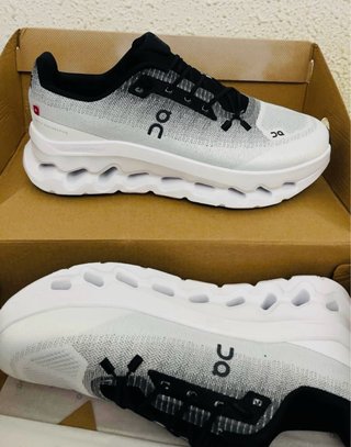 Zapatillas On Cloud Tilt Black/Ivory nueva
