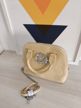 Bolso de yute con detalle joya nuevo