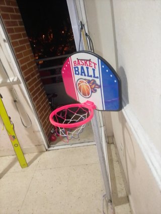 Canasta de baloncesto infantil