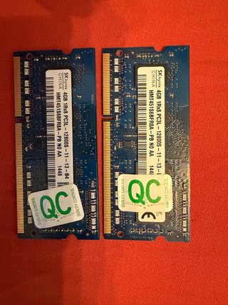 2x SK Hynix 4GB DDR3L 1600MHz SO-DIMM