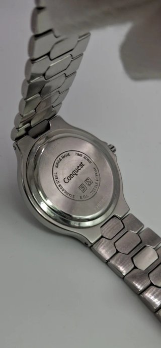 Longines Conquest V.H.P. Quartz  Ref: L1.613.4