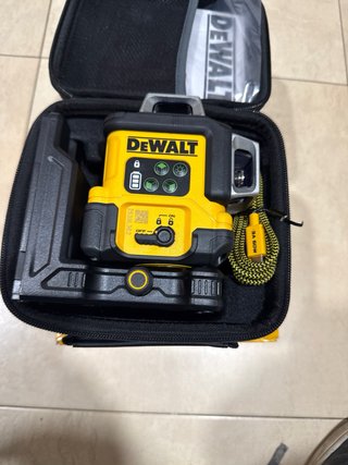 Nivel Láser DeWalt 360° USB Recargable