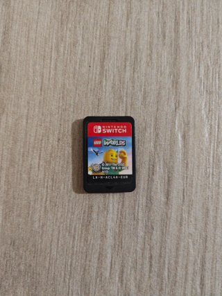 Pacchetti di videogiochi: Lego Worlds, FIFA 18, Rocket League