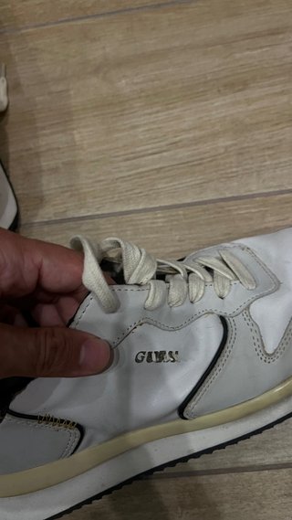 Scarpe Guess Beige/Bianche