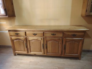 Mueble Castellano Madera y Cristal