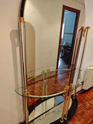 Mueble de entrada cristal y metal dorado