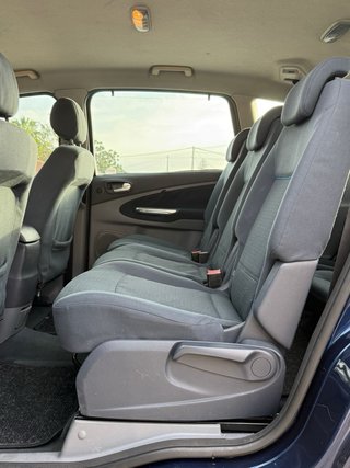 Ford S-MAX 2010