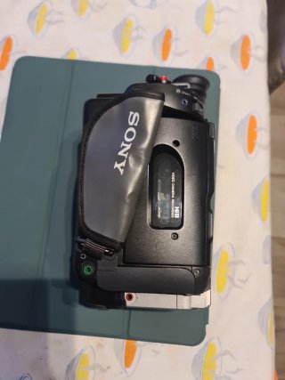 Videocámara Sony Handycam Hi8 XR