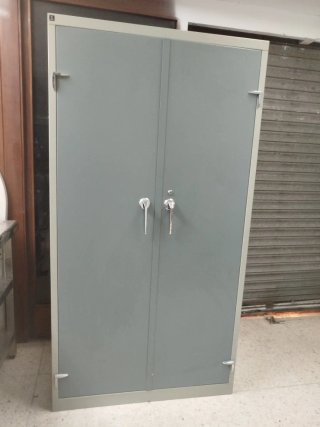 Armario archivador metálico gris