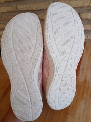 Zapatillas rosas a estrenar 38