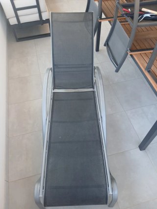 Tumbona de jardín aluminio gris