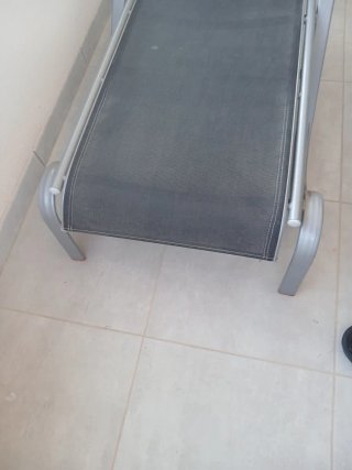Tumbona de jardín aluminio gris