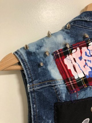 Chaleco vaquero punk lejiado
