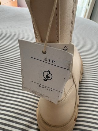 Botas Stradivarius Beige Talla 39 Nuevas