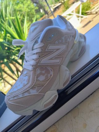 New Balance 9060 Beige/Bianco