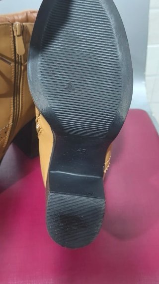 Botines de tacón mujer beige
