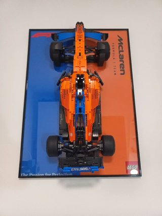 FONDO PARA CUADRO F1 LEGO