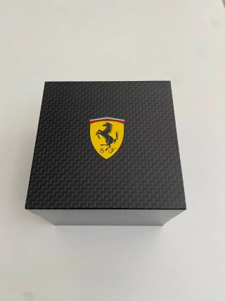 Reloj Ferrari Red Rev Negro y Rojo