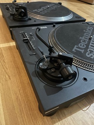 Pareja Technics SL-1210 MK7