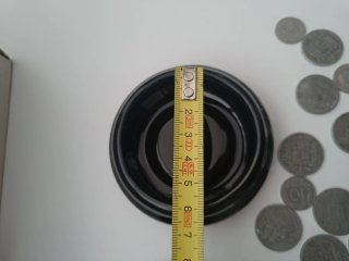 Lote de monedas antiguas con caja ceramica