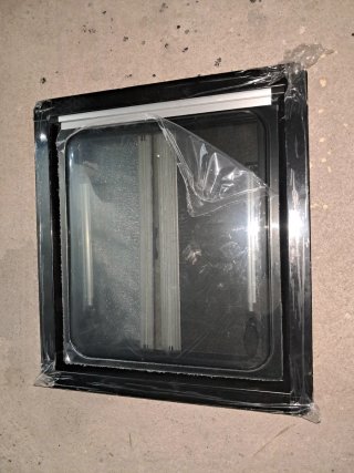 Ventana para caravana o autocaravana