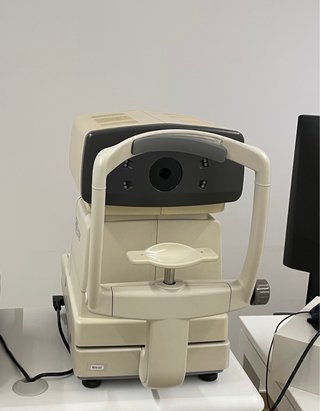 Autorefractómetro Topcon